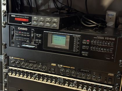 Casio-VZ10m